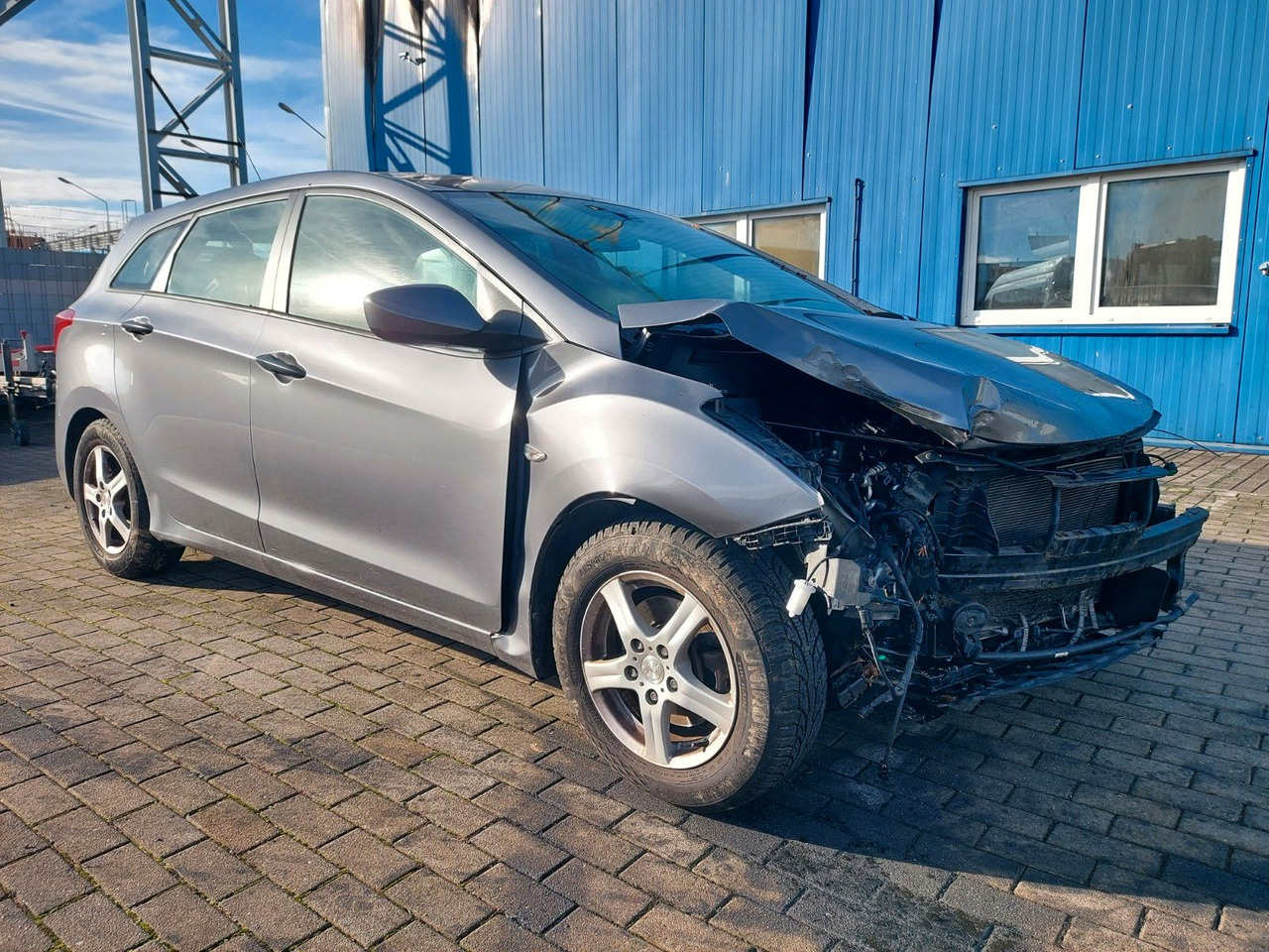 Hyundai i30 cw Classic Klima - Station wagon: gambar 2 Hyundai i30 cw Classic Klima - Station wagon: gambar 2