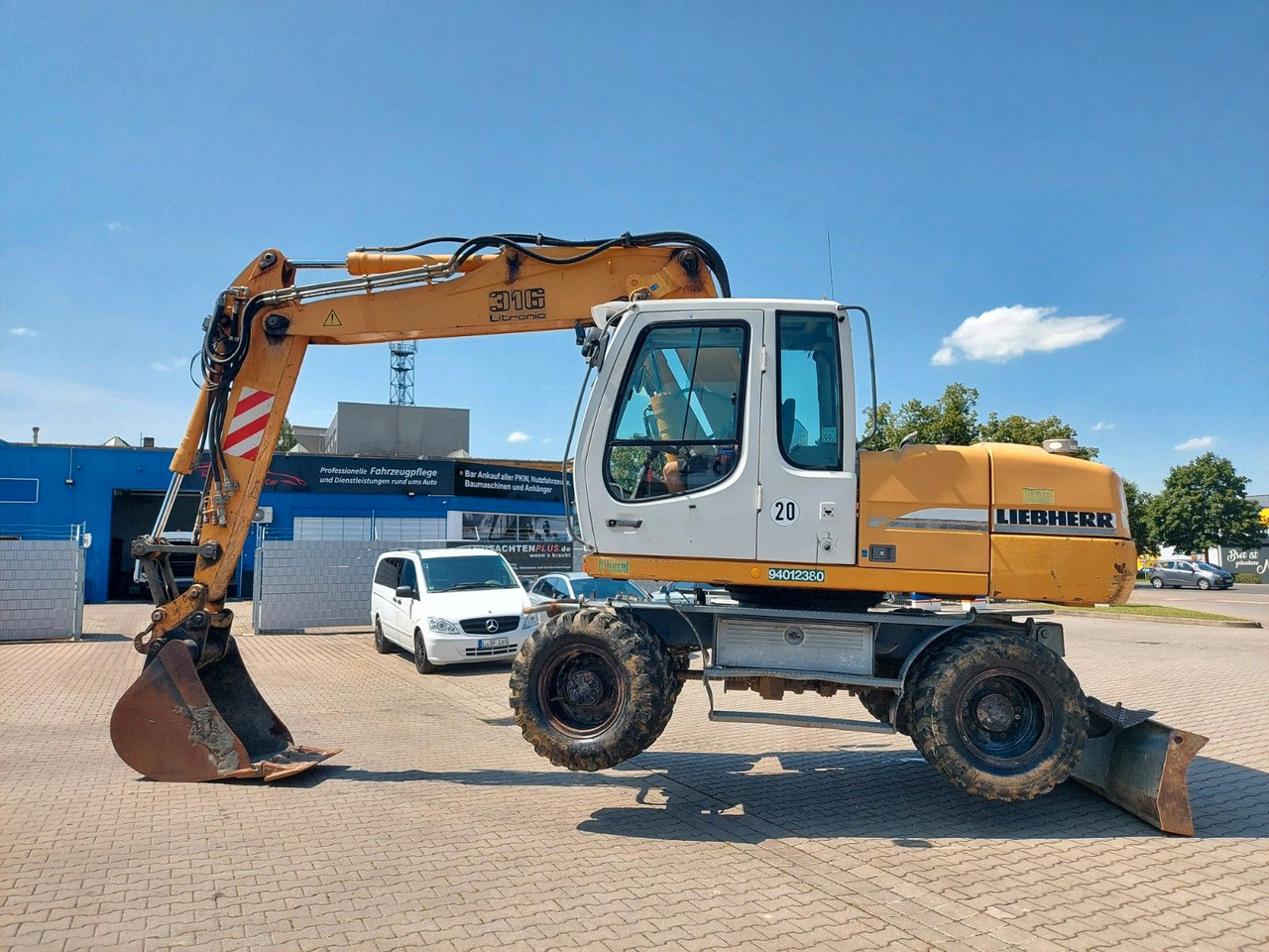 Liebherr A 316 LITRONIC TL + 2005 DEUTZ 13400 STD. Liebherr A 316 LITRONIC TL + 2005 DEUTZ 13400 STD. - Ekskavator roda: gambar 1 Liebherr A 316 LITRONIC TL + 2005 DEUTZ 13400 STD. Liebherr A 316 LITRONIC TL + 2005 DEUTZ 13400 STD. - Ekskavator roda: gambar 1