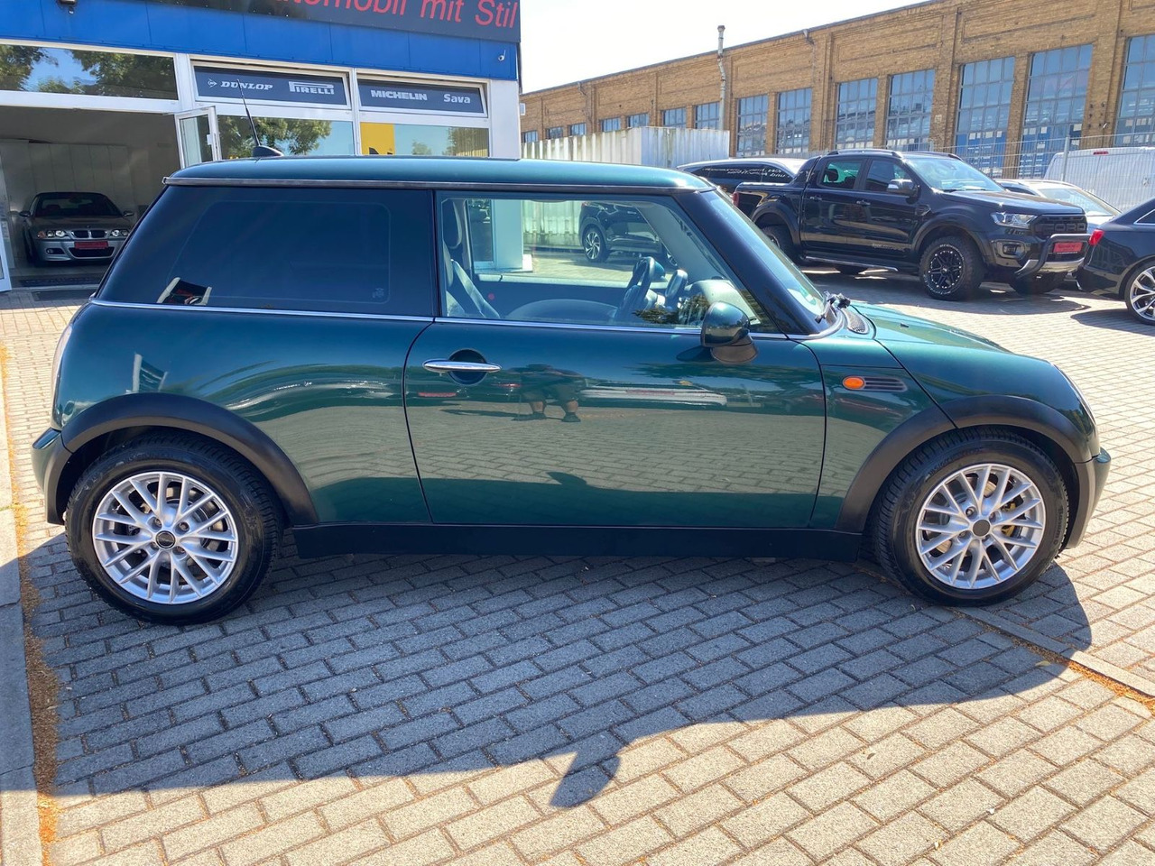 MINI COOPER Mini Cooper Klima Teilleder Alu PDC - Mobil: gambar 3 MINI COOPER Mini Cooper Klima Teilleder Alu PDC - Mobil: gambar 3