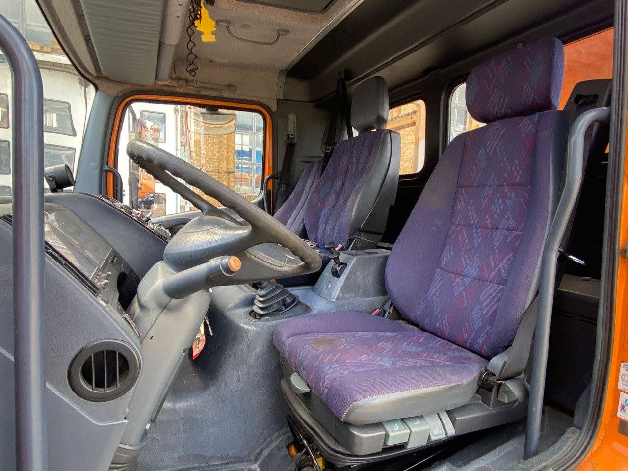 Platform udara yang dipasang di truk Mercedes-Benz ATEGO 1323 HUBSTEIGER WUMAG WT220H: gambar 8 Platform udara yang dipasang di truk Mercedes-Benz ATEGO 1323 HUBSTEIGER WUMAG WT220H: gambar 8