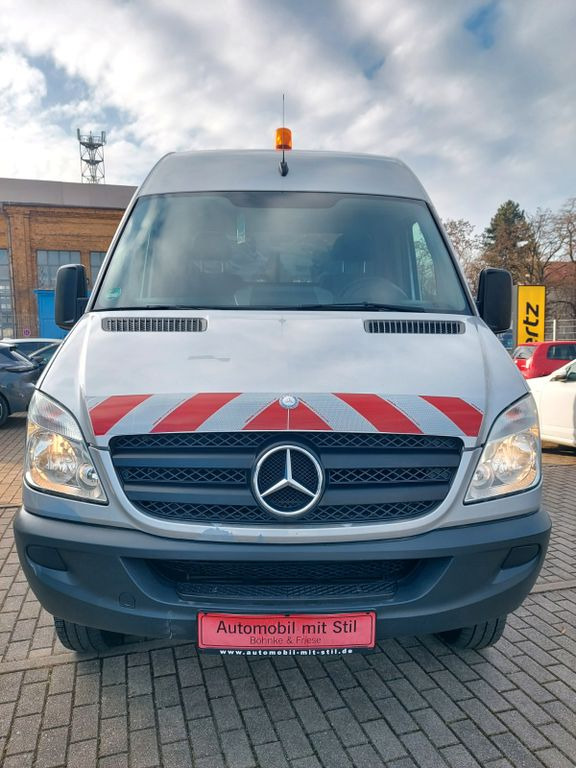 Mercedes-Benz Sprinter II Kasten 516 4X4 lang hoch Klima AHK - Van panel: gambar 4 Mercedes-Benz Sprinter II Kasten 516 4X4 lang hoch Klima AHK - Van panel: gambar 4