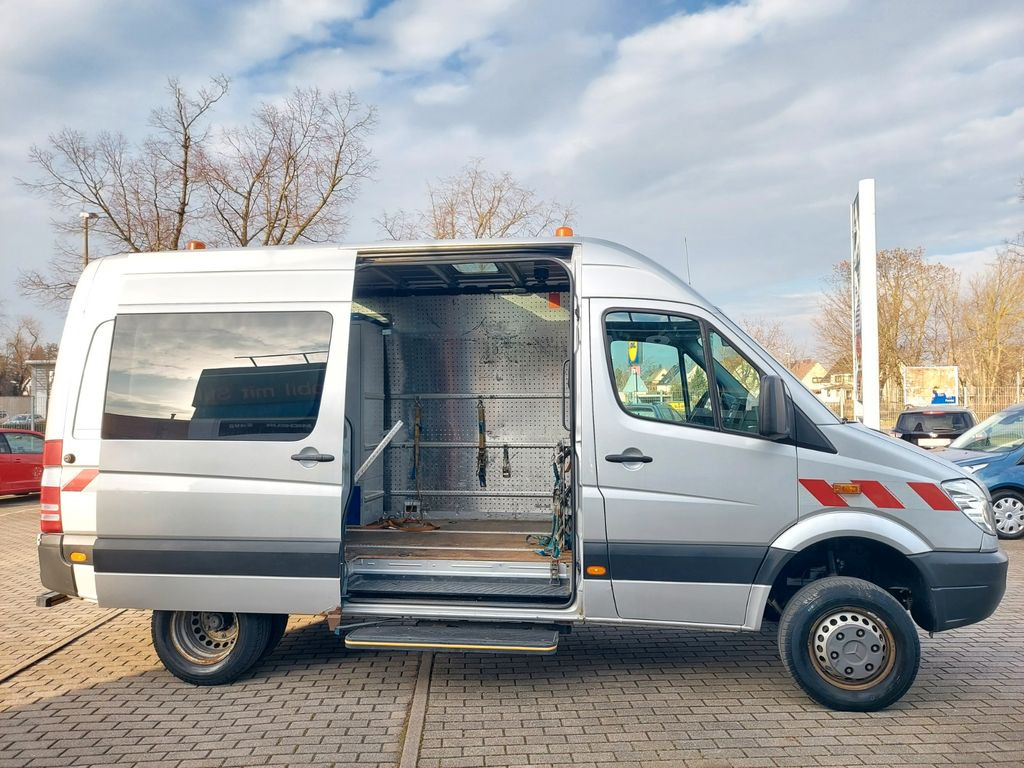 Mercedes-Benz Sprinter II Kasten 516 4X4 lang hoch Klima AHK - Van panel: gambar 1 Mercedes-Benz Sprinter II Kasten 516 4X4 lang hoch Klima AHK - Van panel: gambar 1