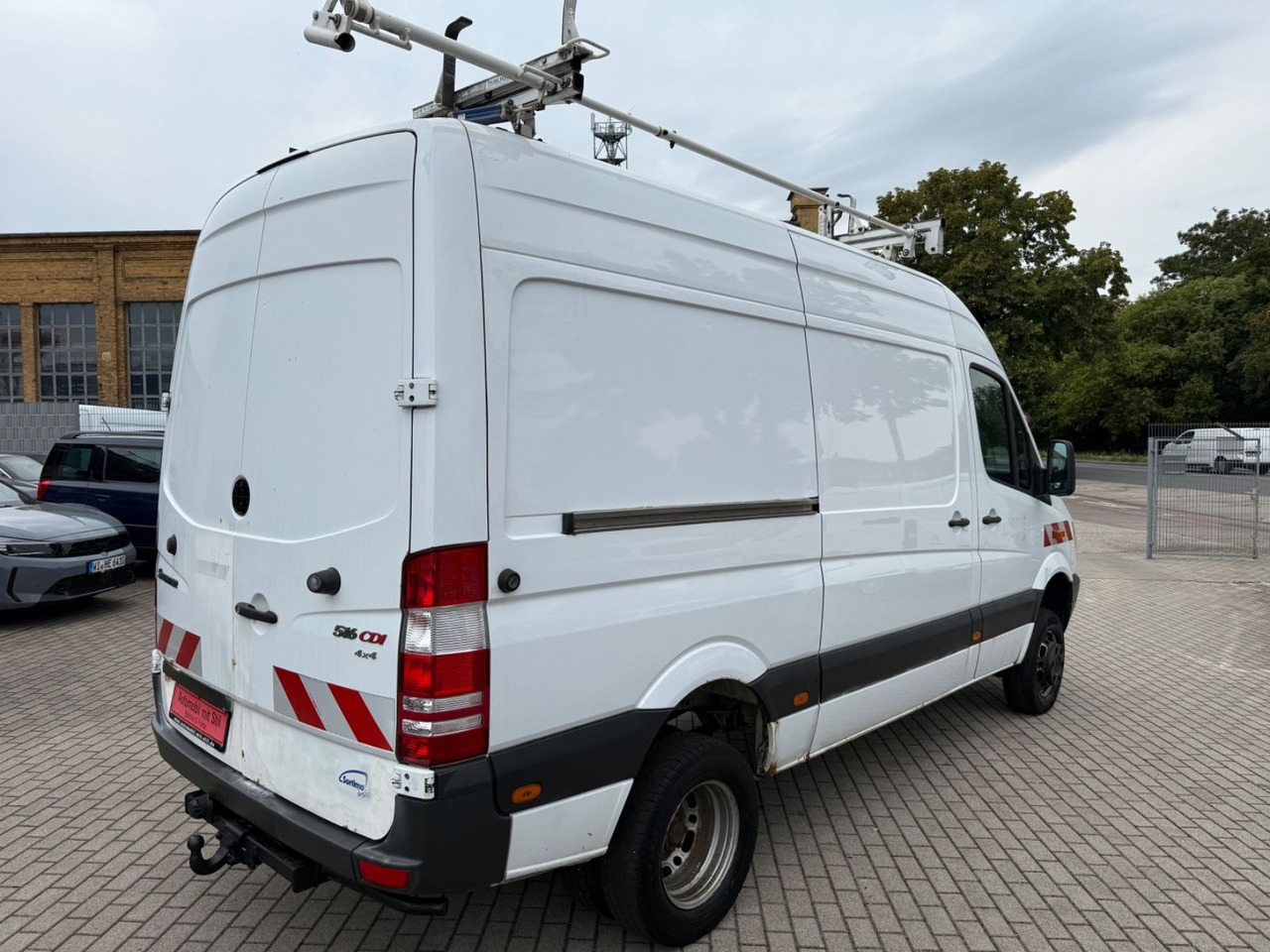 Mercedes-Benz Sprinter II Kasten 516 CDI 4X4 Allrad Standheiz. - Van penumpang: gambar 4 Mercedes-Benz Sprinter II Kasten 516 CDI 4X4 Allrad Standheiz. - Van penumpang: gambar 4