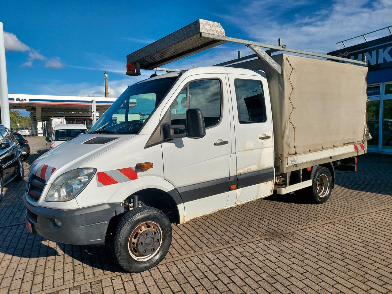 Mercedes-Benz Sprinter II Pritsche DoKa 516 4X4 Plane 6 Sitze - Van dengan terpal samping, Van kombi: gambar 3 Mercedes-Benz Sprinter II Pritsche DoKa 516 4X4 Plane 6 Sitze - Van dengan terpal samping, Van kombi: gambar 3