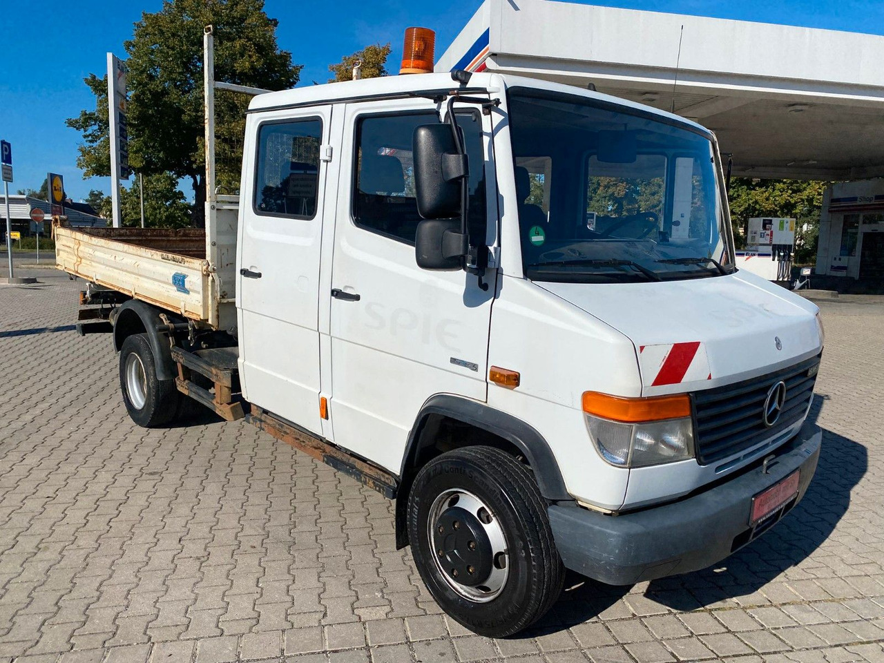Mercedes-Benz VARIO 816D Doka 3 Seiten Kipper Meiller - Van jungkit, Van kombi: gambar 2 Mercedes-Benz VARIO 816D Doka 3 Seiten Kipper Meiller - Van jungkit, Van kombi: gambar 2