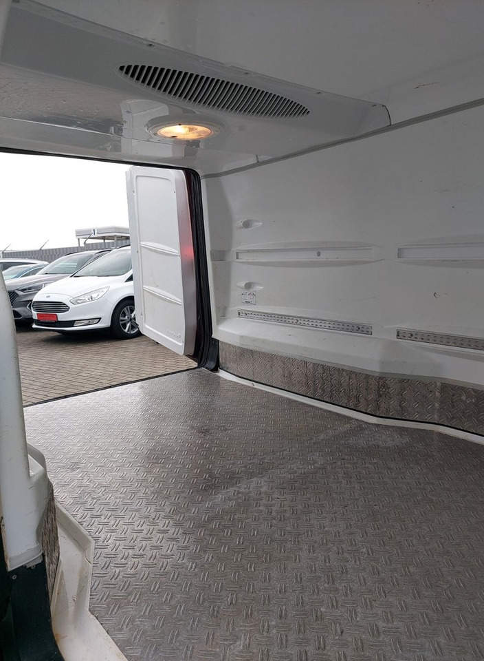 Mercedes-Benz Vito 116 CDI Lang Kühler Cooler KERSTNER 220V - Van berpendingin: gambar 4 Mercedes-Benz Vito 116 CDI Lang Kühler Cooler KERSTNER 220V - Van berpendingin: gambar 4