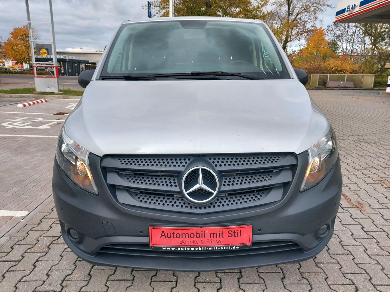 Mercedes-Benz Vito Kasten 114 4x4 4Matic lang Klima AHK PDC - Van penumpang: gambar 4 Mercedes-Benz Vito Kasten 114 4x4 4Matic lang Klima AHK PDC - Van penumpang: gambar 4