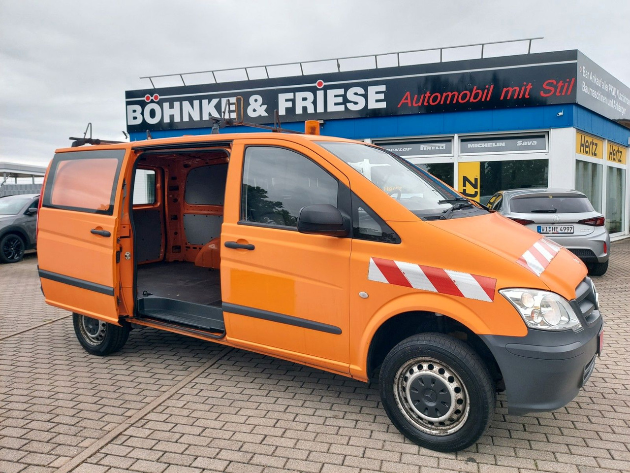Mercedes-Benz Vito Kasten 4x4 113 CDI lang AUTOMATIK EURO 5 - Van penumpang: gambar 1 Mercedes-Benz Vito Kasten 4x4 113 CDI lang AUTOMATIK EURO 5 - Van penumpang: gambar 1