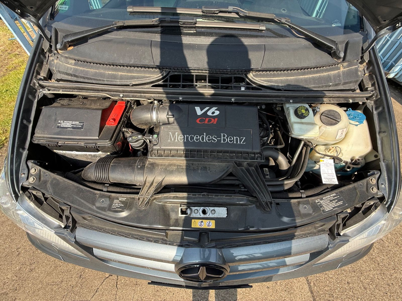 Mercedes-Benz Vito Mixto 122 CDI Extra lang V6 XENON NAVI AHK - Van penumpang: gambar 2 Mercedes-Benz Vito Mixto 122 CDI Extra lang V6 XENON NAVI AHK - Van penumpang: gambar 2