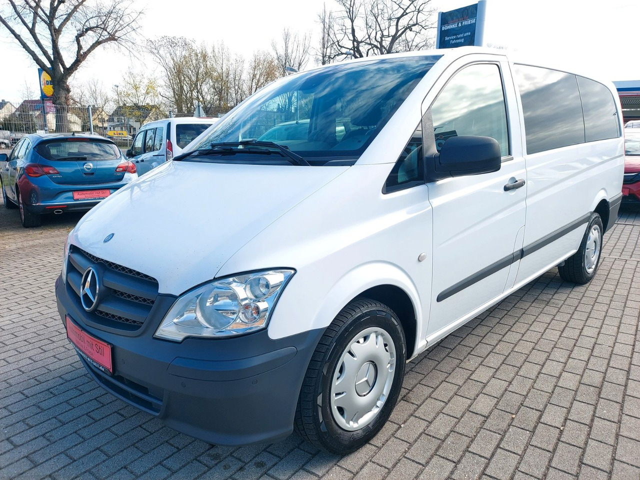 Mercedes-Benz Vito V6 165 KW 224 PS KLIMA Standheiz. SHZ TEMPO - Van penumpang: gambar 4 Mercedes-Benz Vito V6 165 KW 224 PS KLIMA Standheiz. SHZ TEMPO - Van penumpang: gambar 4