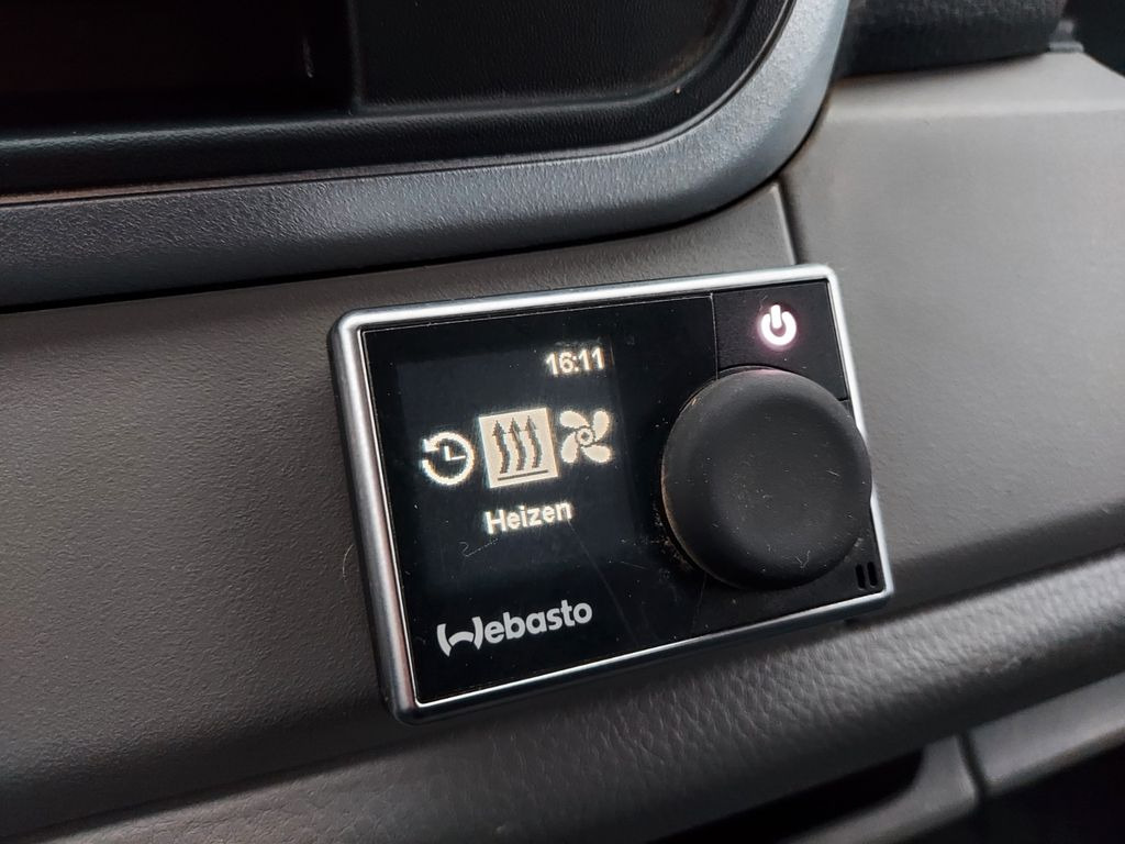 Mitsubishi CANTER FUSO DOKA 6 Sitze Klima 3 Seiten Kipper Mitsubishi CANTER FUSO DOKA 6 Sitze Klima 3 Seiten Kipper - Van jungkit, Van kombi: gambar 2 Mitsubishi CANTER FUSO DOKA 6 Sitze Klima 3 Seiten Kipper Mitsubishi CANTER FUSO DOKA 6 Sitze Klima 3 Seiten Kipper - Van jungkit, Van kombi: gambar 2