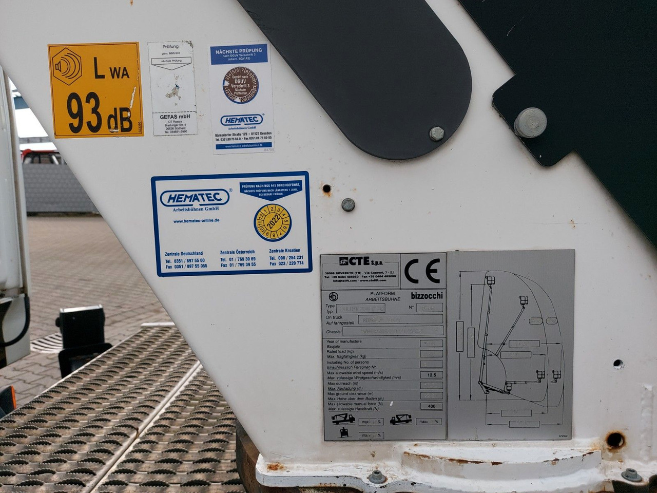 Nissan CABSTAR 35.11 HUBARBEITSBÜHNE LIFT 23 METER NEU - Platform udara yang dipasang di truk: gambar 2 Nissan CABSTAR 35.11 HUBARBEITSBÜHNE LIFT 23 METER NEU - Platform udara yang dipasang di truk: gambar 2