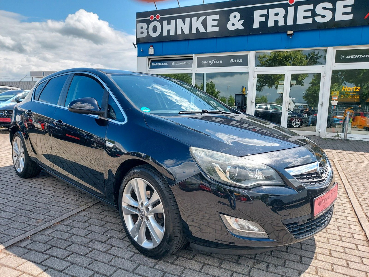 Opel Astra J Lim. 5-trg. Innovation Xenon Navi Sitzhe - Mobil sedan: gambar 1 Opel Astra J Lim. 5-trg. Innovation Xenon Navi Sitzhe - Mobil sedan: gambar 1