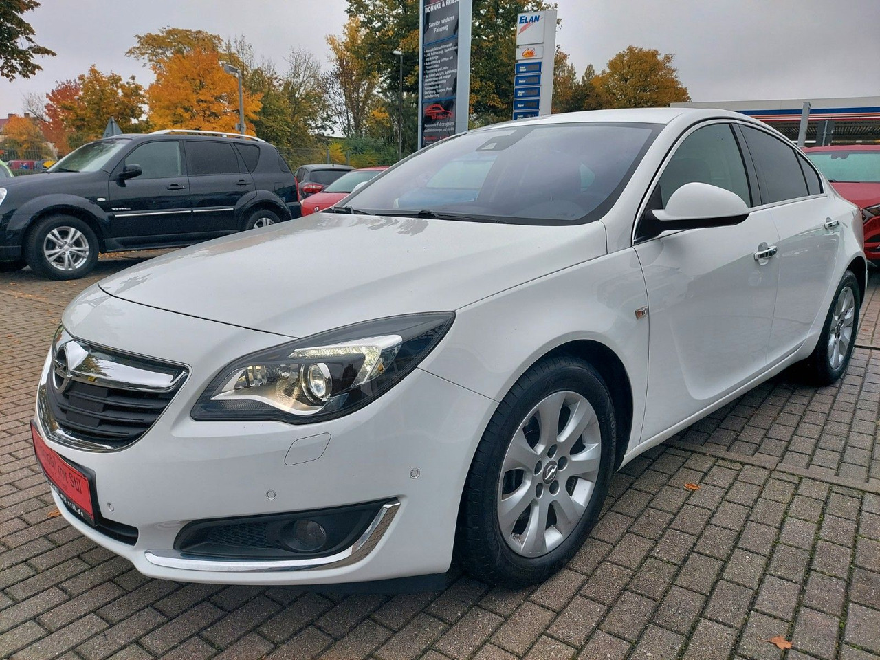 Opel Insignia A Lim. Automatik Leder Navi Xenon Led - Mobil sedan: gambar 5 Opel Insignia A Lim. Automatik Leder Navi Xenon Led - Mobil sedan: gambar 5