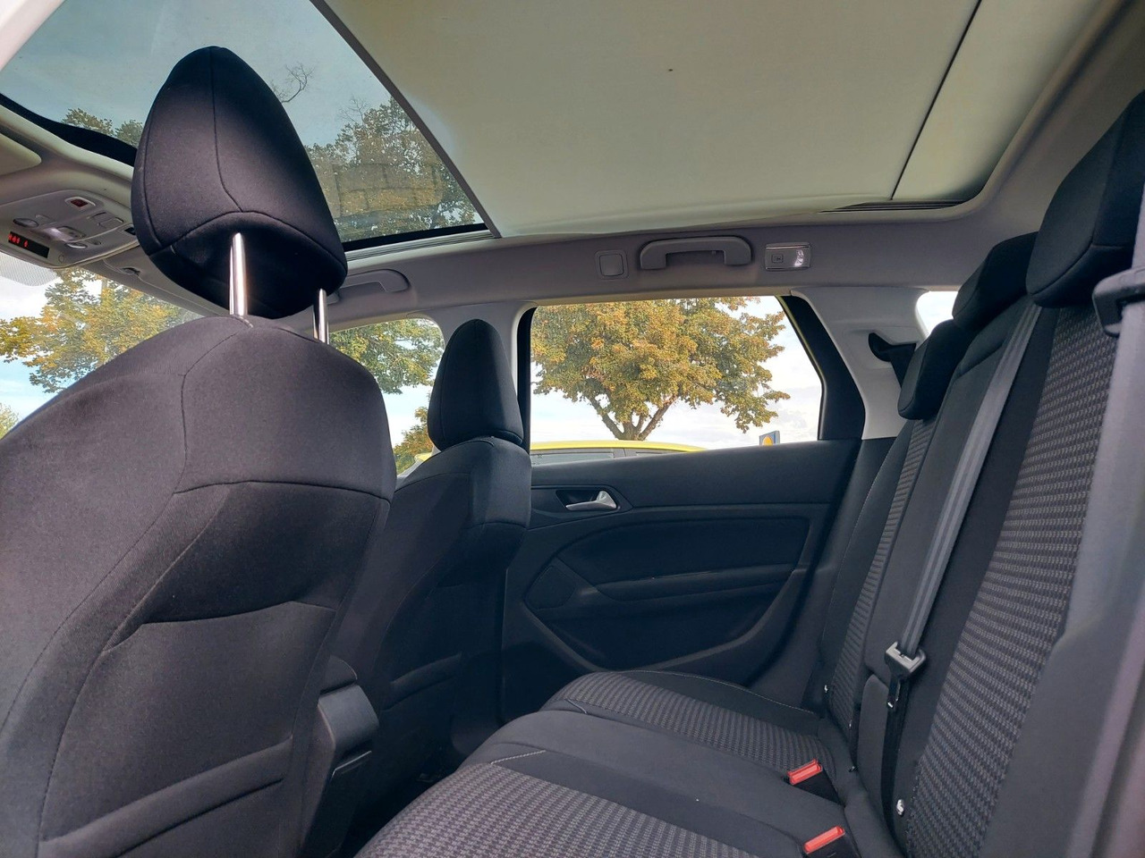 Peugeot 308 SW Active Business Panorama DAB Navi LED - Station wagon: gambar 4 Peugeot 308 SW Active Business Panorama DAB Navi LED - Station wagon: gambar 4