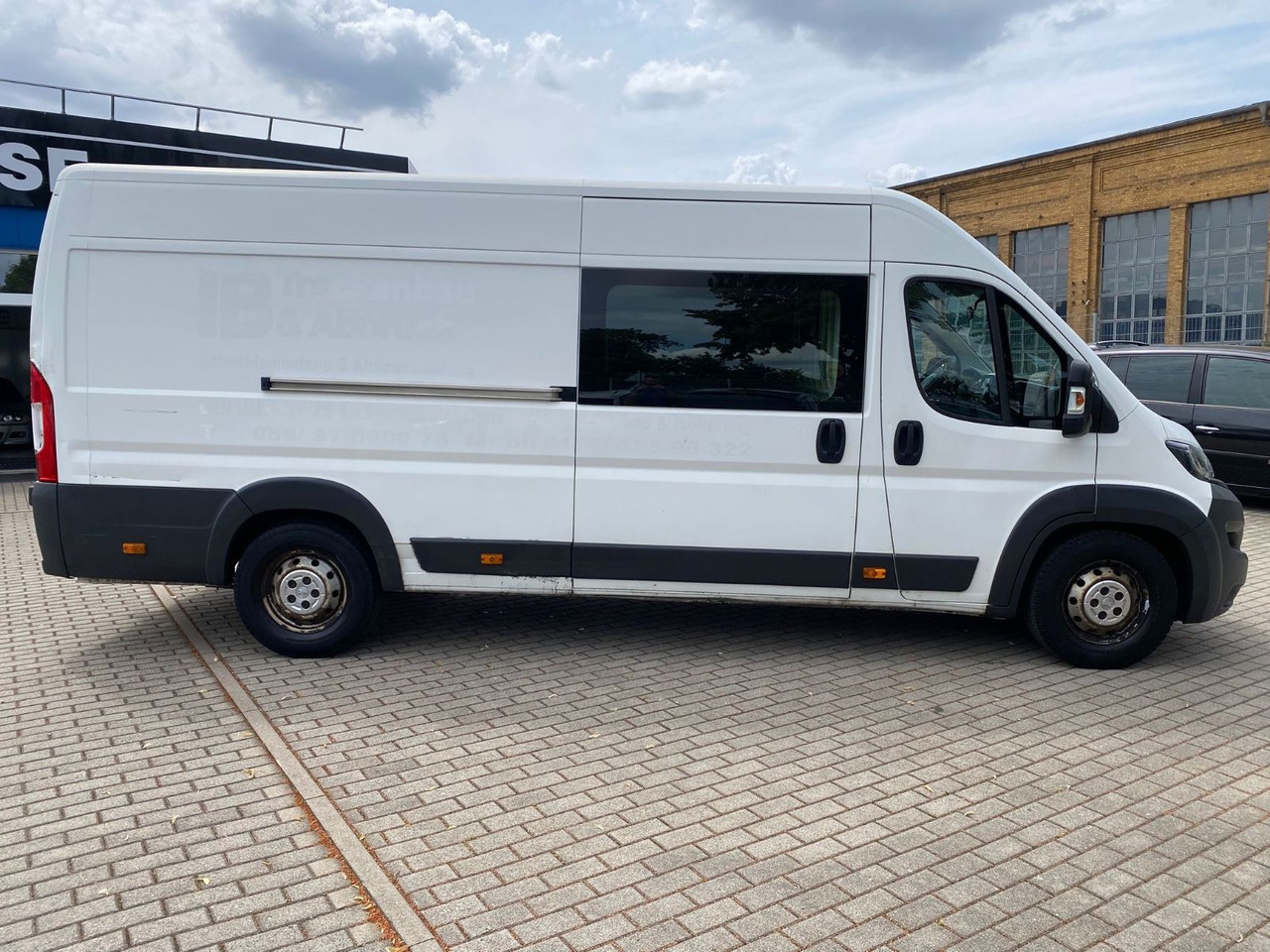 Peugeot Boxer Kasten Hochraum 435 L4H2 Komfort Plus Blue - Van penumpang: gambar 5 Peugeot Boxer Kasten Hochraum 435 L4H2 Komfort Plus Blue - Van penumpang: gambar 5