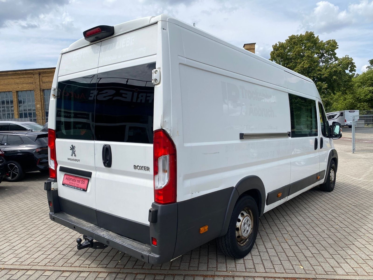 Peugeot Boxer Kasten Hochraum 435 L4H2 Komfort Plus Blue - Van penumpang: gambar 4 Peugeot Boxer Kasten Hochraum 435 L4H2 Komfort Plus Blue - Van penumpang: gambar 4