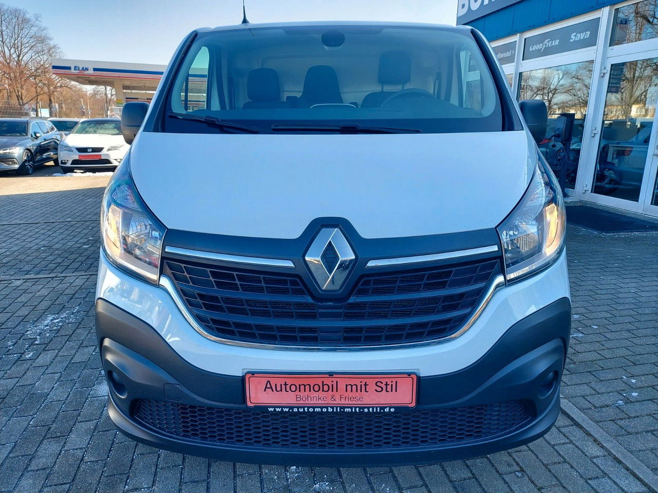 Renault Trafic Kasten L1H1 2,8t Komfort Klima Navi Tempo Renault Trafic Kasten L1H1 2,8t Komfort Klima Navi Tempo - Bus mini, Van penumpang: gambar 4 Renault Trafic Kasten L1H1 2,8t Komfort Klima Navi Tempo Renault Trafic Kasten L1H1 2,8t Komfort Klima Navi Tempo - Bus mini, Van penumpang: gambar 4