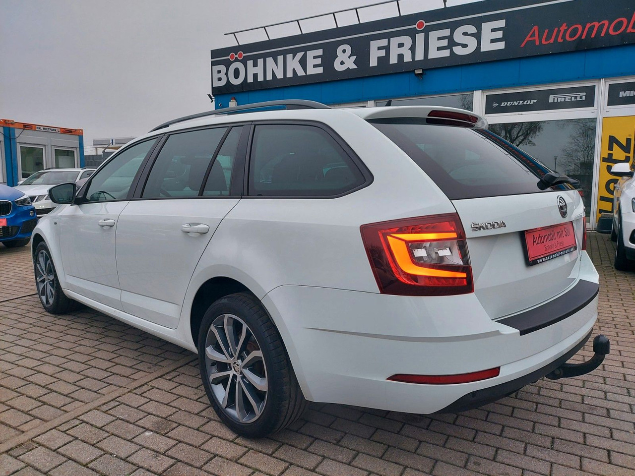 Skoda Octavia Combi Clever 4x4 LED DAB Navi - Station wagon: gambar 5 Skoda Octavia Combi Clever 4x4 LED DAB Navi - Station wagon: gambar 5