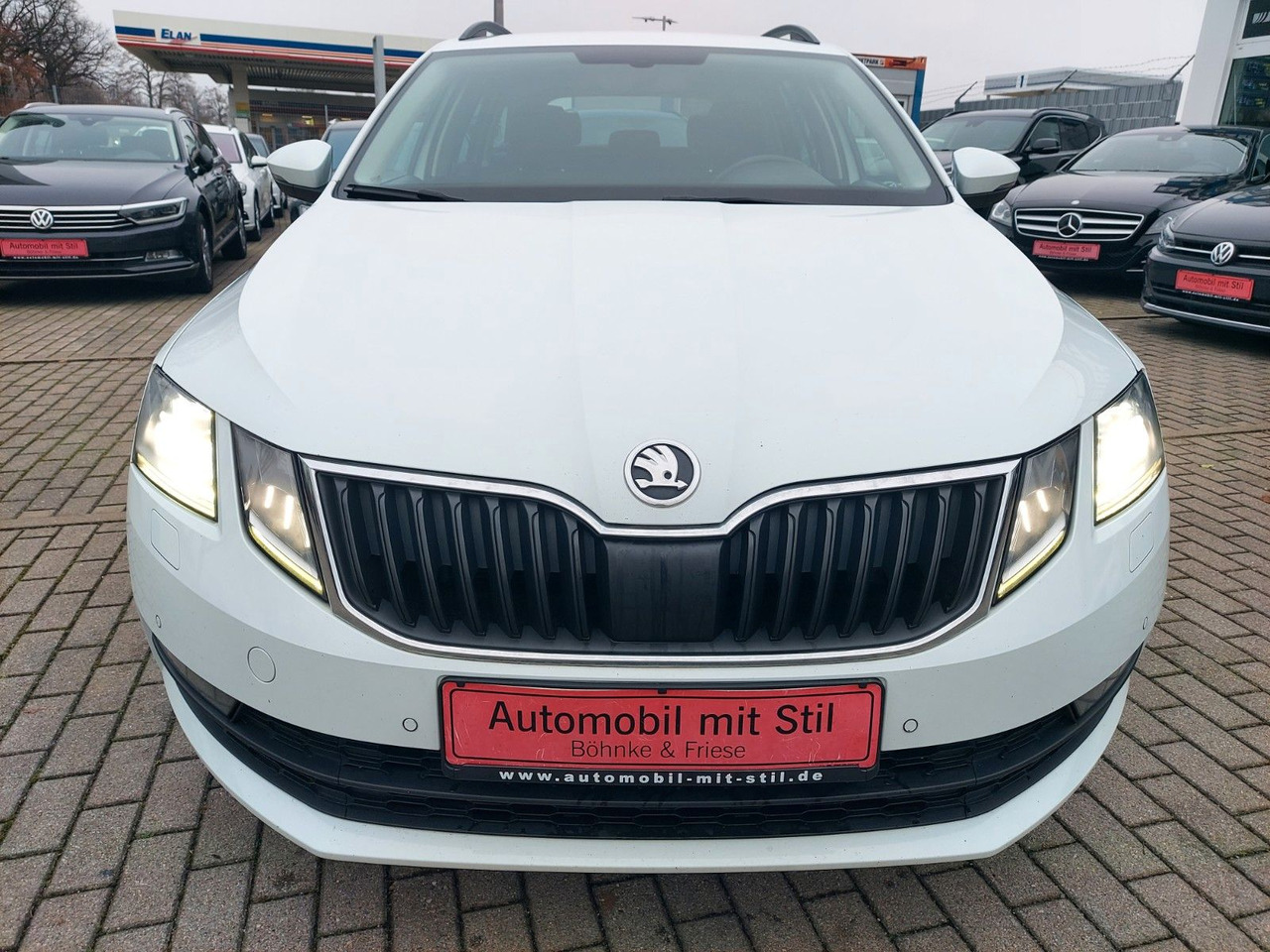 Skoda Octavia Combi Clever 4x4 LED DAB Navi - Station wagon: gambar 3 Skoda Octavia Combi Clever 4x4 LED DAB Navi - Station wagon: gambar 3
