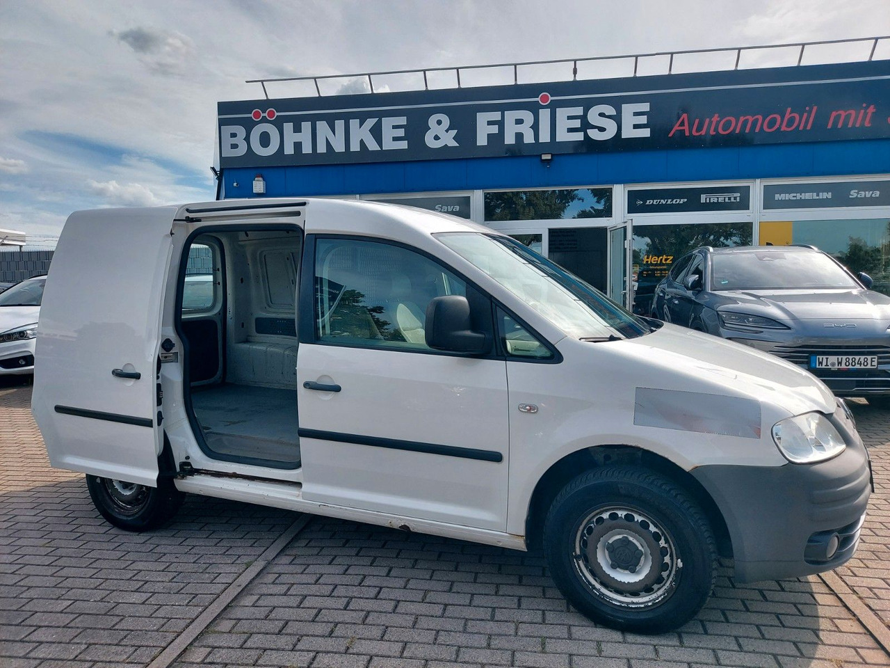 Volkswagen Caddy Kasten Kombi 1.9 TDi - Van penumpang: gambar 2 Volkswagen Caddy Kasten Kombi 1.9 TDi - Van penumpang: gambar 2