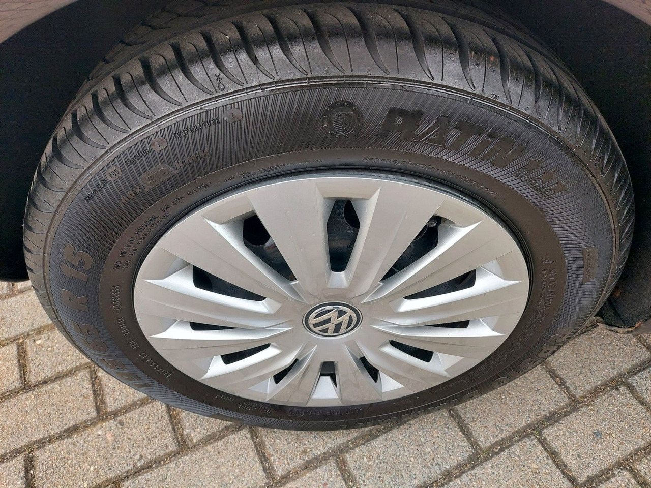 Mobil sedan Volkswagen Golf V Lim. Golf 5 Trend Klima 8x Räder: gambar 14