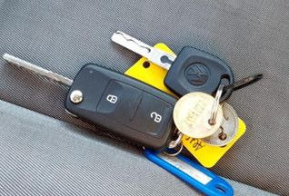 Volkswagen T5 Transporter Kasten 4Motion KLIMA STANDHEIZUN - Van penumpang: gambar 3 Volkswagen T5 Transporter Kasten 4Motion KLIMA STANDHEIZUN - Van penumpang: gambar 3