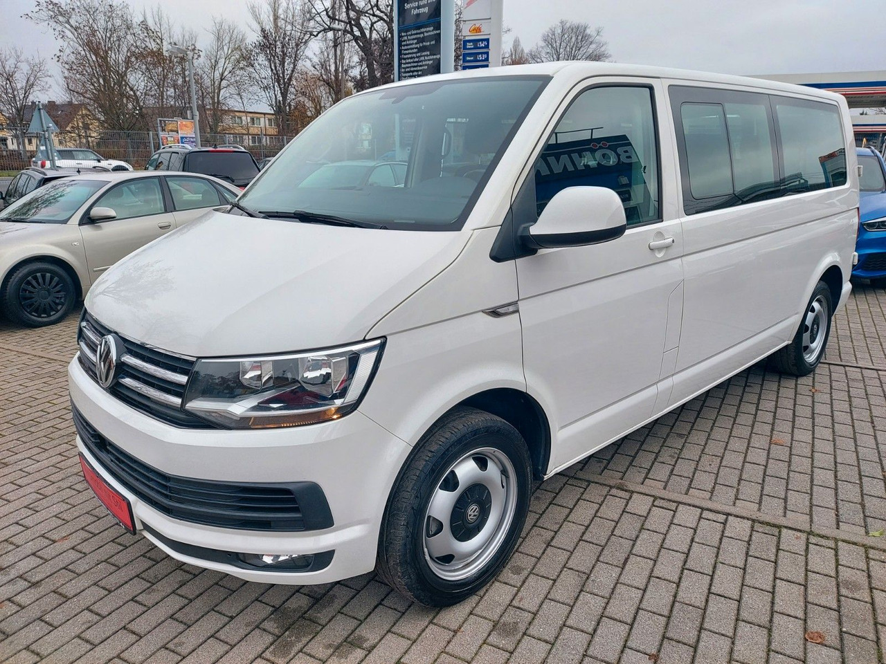 Volkswagen T6 Caravelle Comfortline Lang DSG 8 Sitze ACC - Van penumpang: gambar 4 Volkswagen T6 Caravelle Comfortline Lang DSG 8 Sitze ACC - Van penumpang: gambar 4