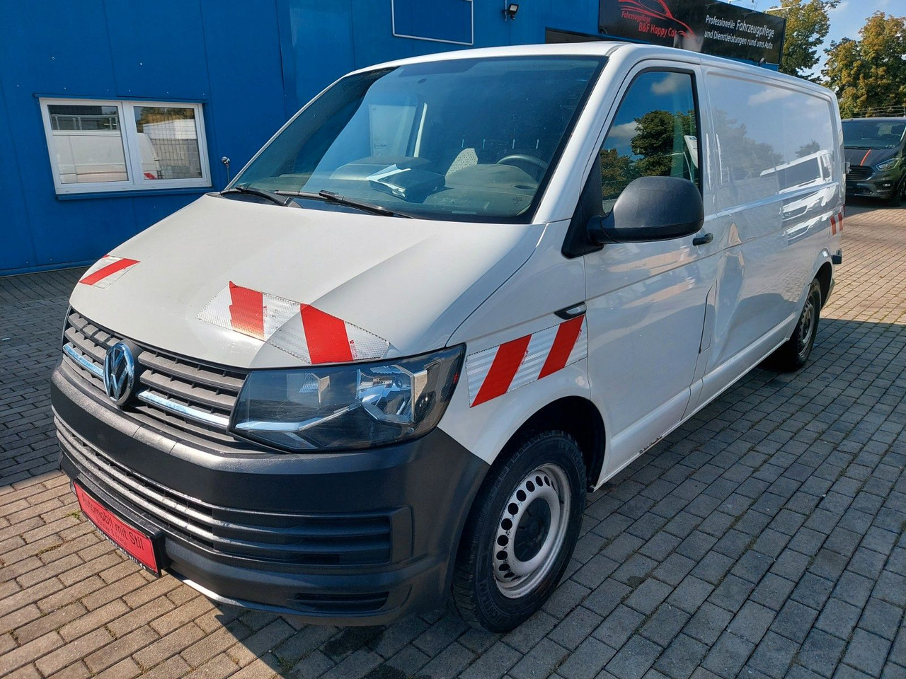 Volkswagen T6 Transporter Kasten Kombi lang Motorschaden - Van penumpang: gambar 4 Volkswagen T6 Transporter Kasten Kombi lang Motorschaden - Van penumpang: gambar 4