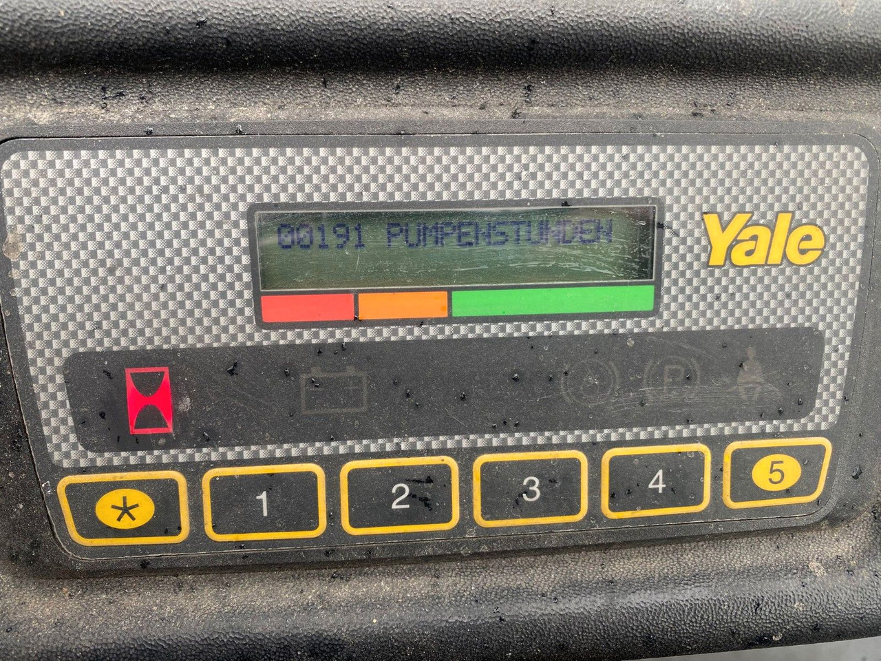 Yale Stapler ERP16ATF E1980 48Volt 1550kg - Forklift listrik: gambar 4 Yale Stapler ERP16ATF E1980 48Volt 1550kg - Forklift listrik: gambar 4