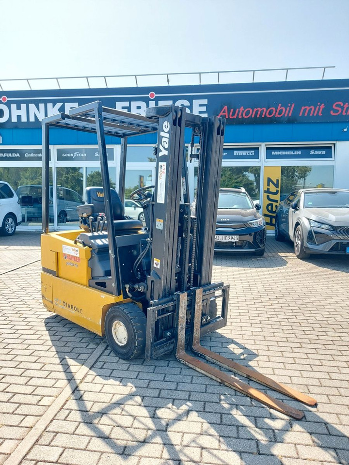 Yale Stapler ERP16ATF E1980 48Volt 1550kg - Forklift listrik: gambar 3 Yale Stapler ERP16ATF E1980 48Volt 1550kg - Forklift listrik: gambar 3