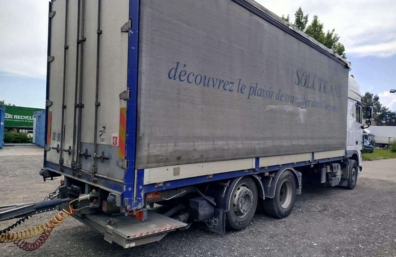 DAF XF 460 - Truk dengan terpal samping: gambar 4 DAF XF 460 - Truk dengan terpal samping: gambar 4