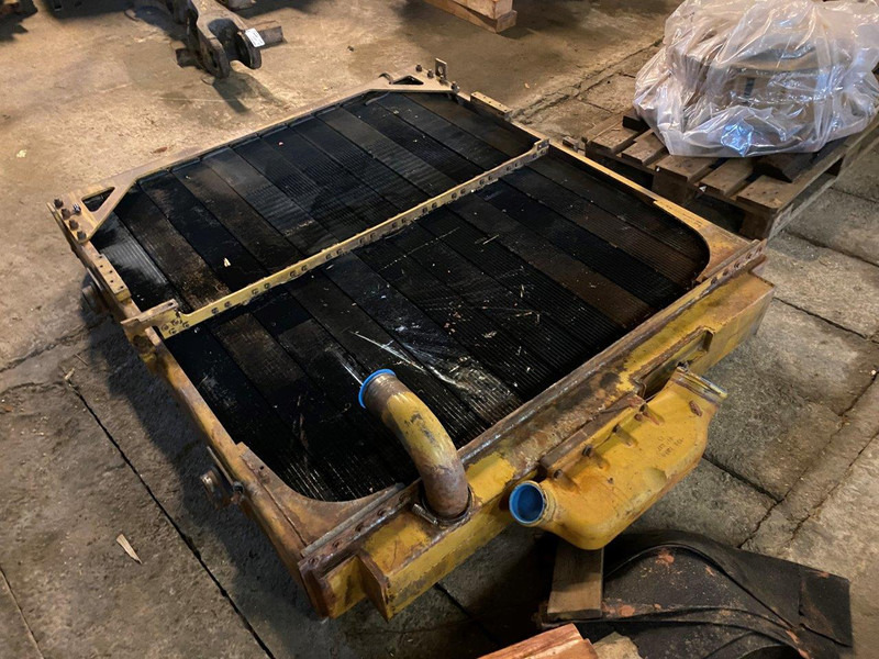 Caterpillar D11 Radiator GP 1569846 - Radiator: gambar 2 Caterpillar D11 Radiator GP 1569846 - Radiator: gambar 2
