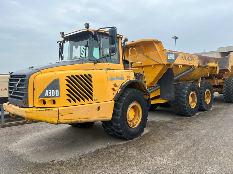 Volvo A30D 6x6 dumper articulated hauler NVT - Tempat sampah artikulasi: gambar 1 Volvo A30D 6x6 dumper articulated hauler NVT - Tempat sampah artikulasi: gambar 1