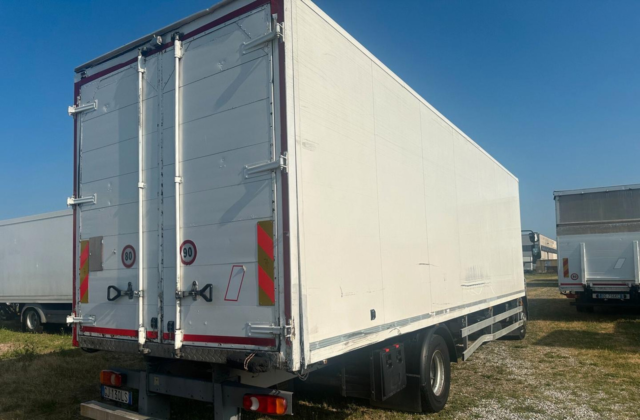 DAF LF 55.220 FURGONE 8 MT. - Truk box: gambar 3 DAF LF 55.220 FURGONE 8 MT. - Truk box: gambar 3