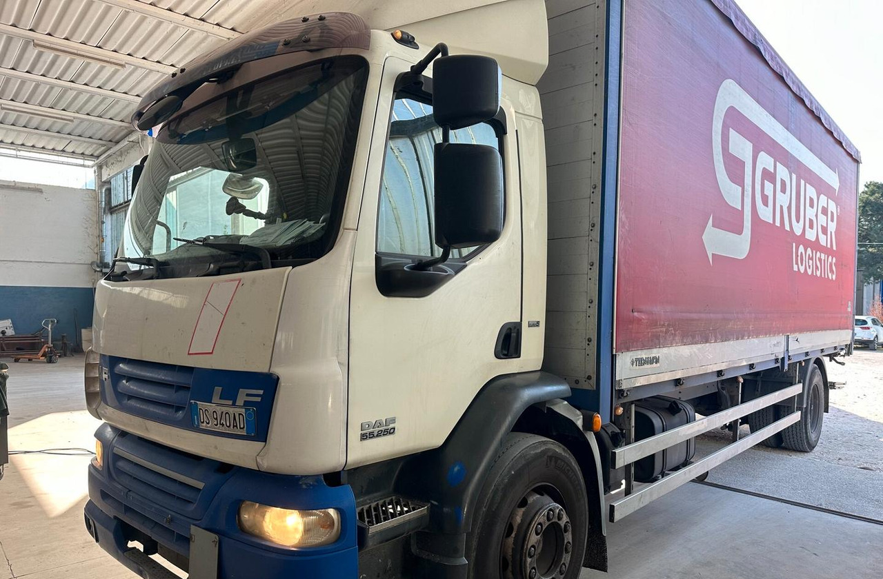 Daf 55.250 EURO 5 PORTATA 100 Q.LI - Truk dengan terpal samping: gambar 3 Daf 55.250 EURO 5 PORTATA 100 Q.LI - Truk dengan terpal samping: gambar 3