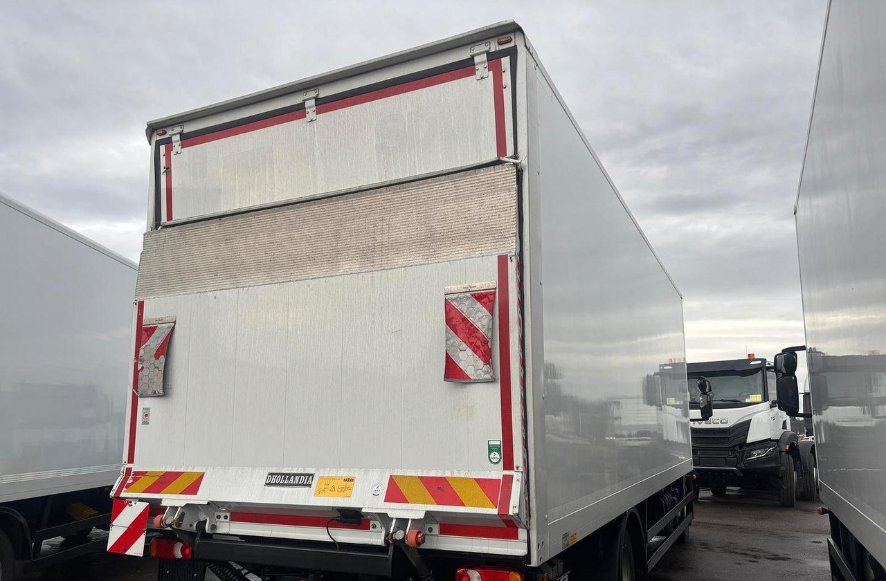 Iveco 140e28 euro 6 *48000 km - Truk box: gambar 2 Iveco 140e28 euro 6 *48000 km - Truk box: gambar 2