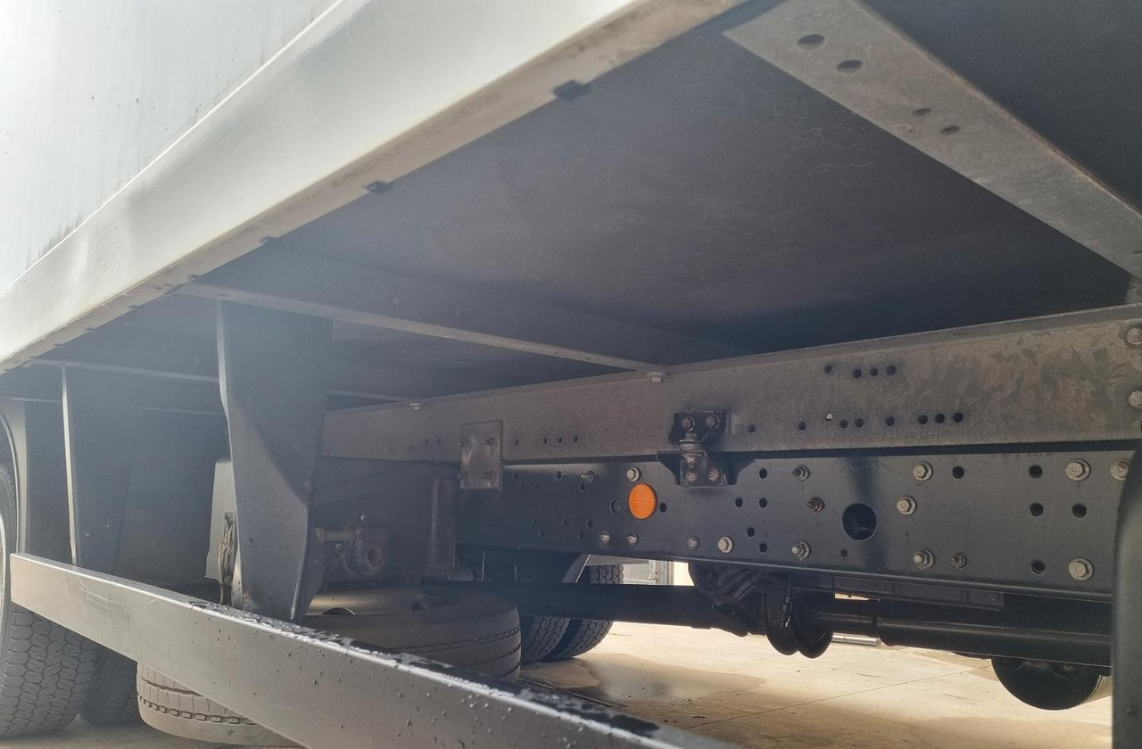 Iveco 75e21 p furgone e sponda euro 6 - Truk box: gambar 5 Iveco 75e21 p furgone e sponda euro 6 - Truk box: gambar 5