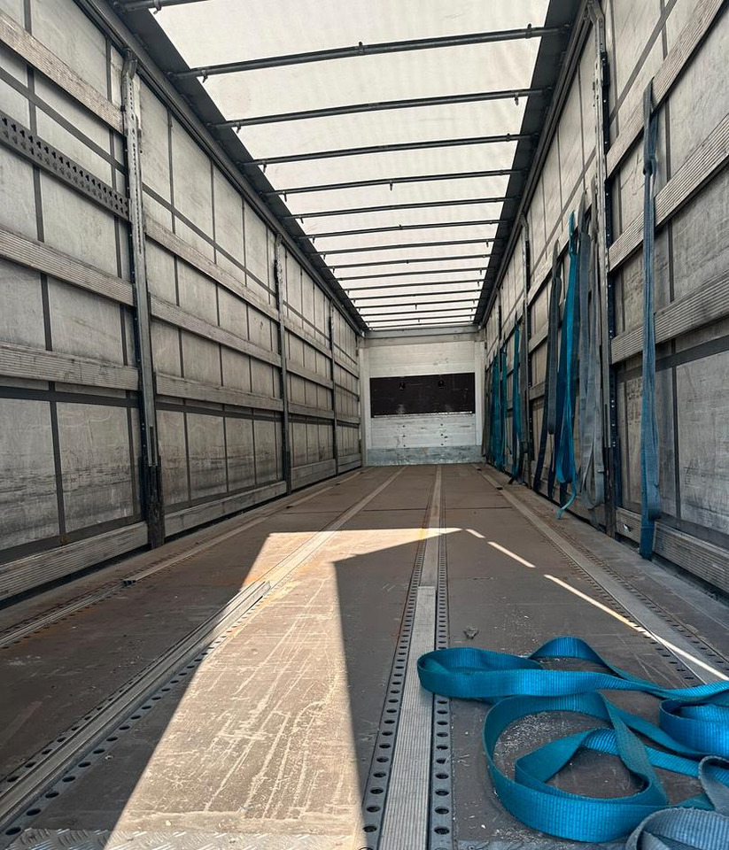 Semi-trailer dengan terpal samping Schmitz Cargobull SANH SCB S3T: gambar 9