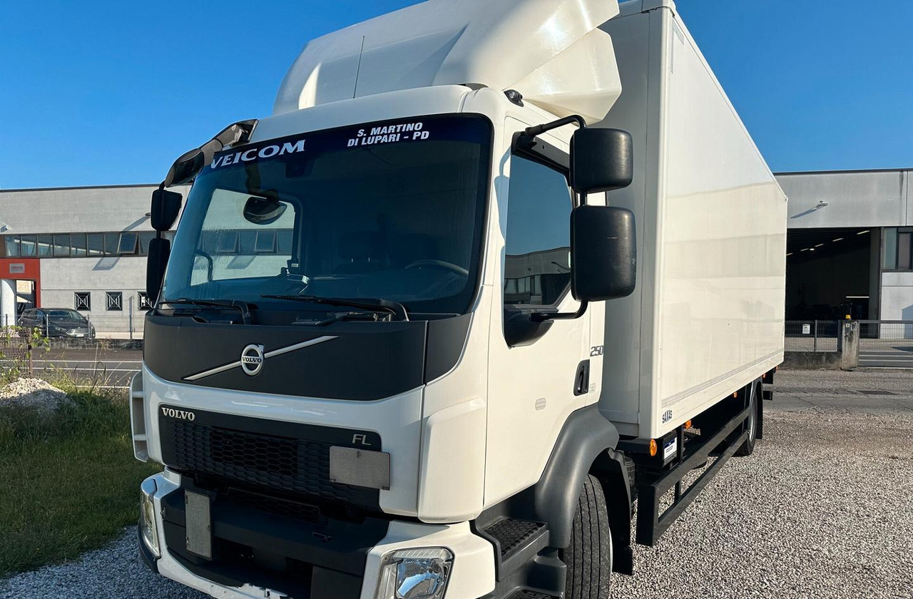 Volvo FL 250 EURO 6 FURGONE E SPONDA - Truk box: gambar 1 Volvo FL 250 EURO 6 FURGONE E SPONDA - Truk box: gambar 1