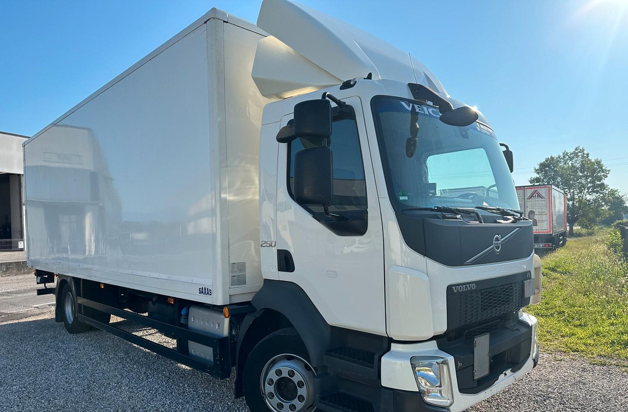 Volvo FL 250 EURO 6 FURGONE E SPONDA - Truk box: gambar 2 Volvo FL 250 EURO 6 FURGONE E SPONDA - Truk box: gambar 2