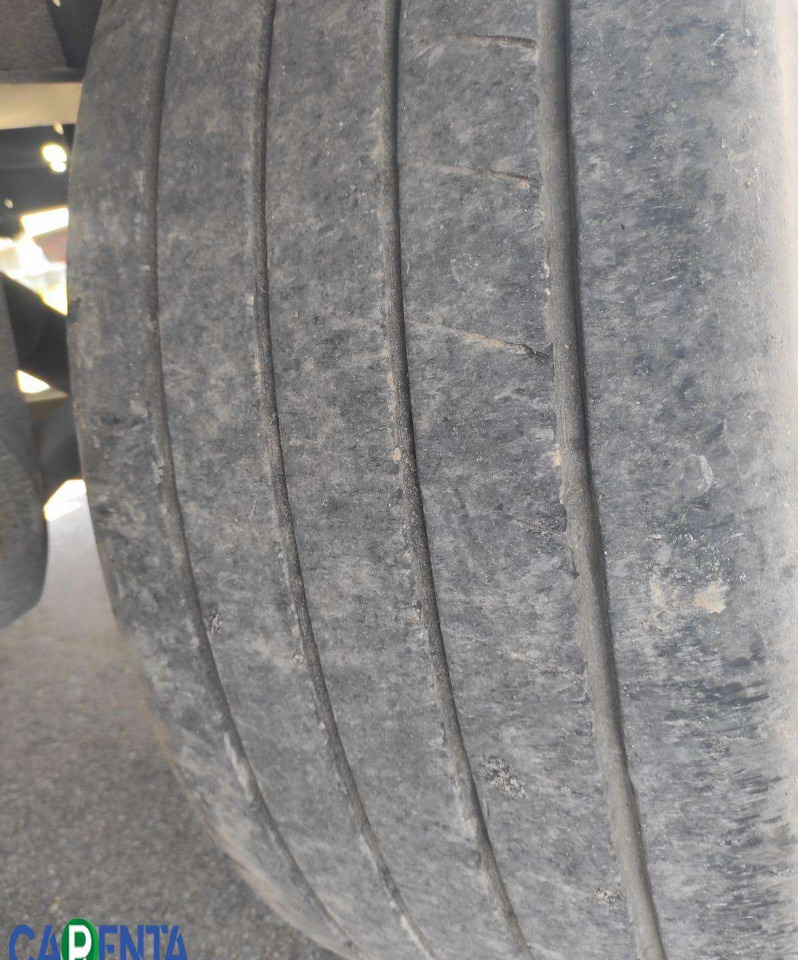 Semi-trailer berpendingin Krone S D: gambar 17