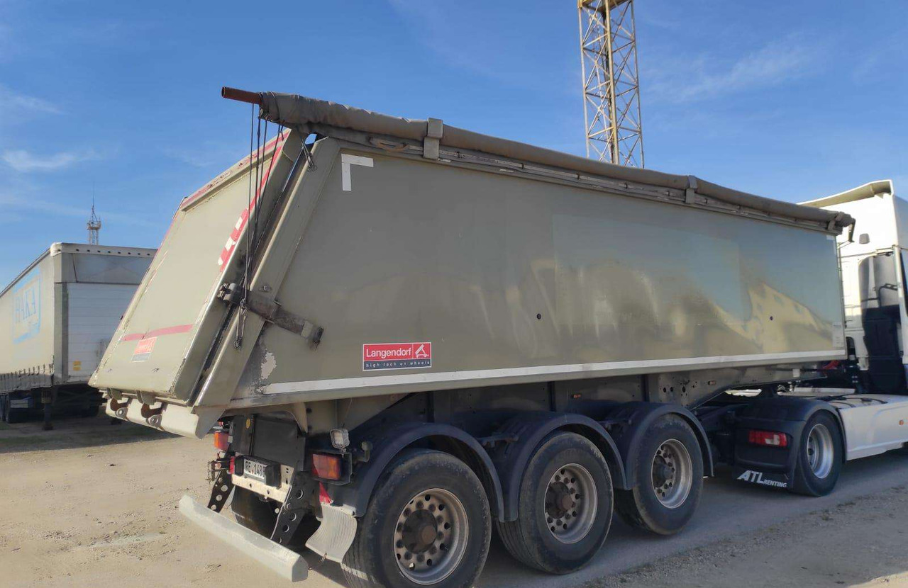 Langendorf SKA24/28 - Semi-trailer jungkit: gambar 1 Langendorf SKA24/28 - Semi-trailer jungkit: gambar 1