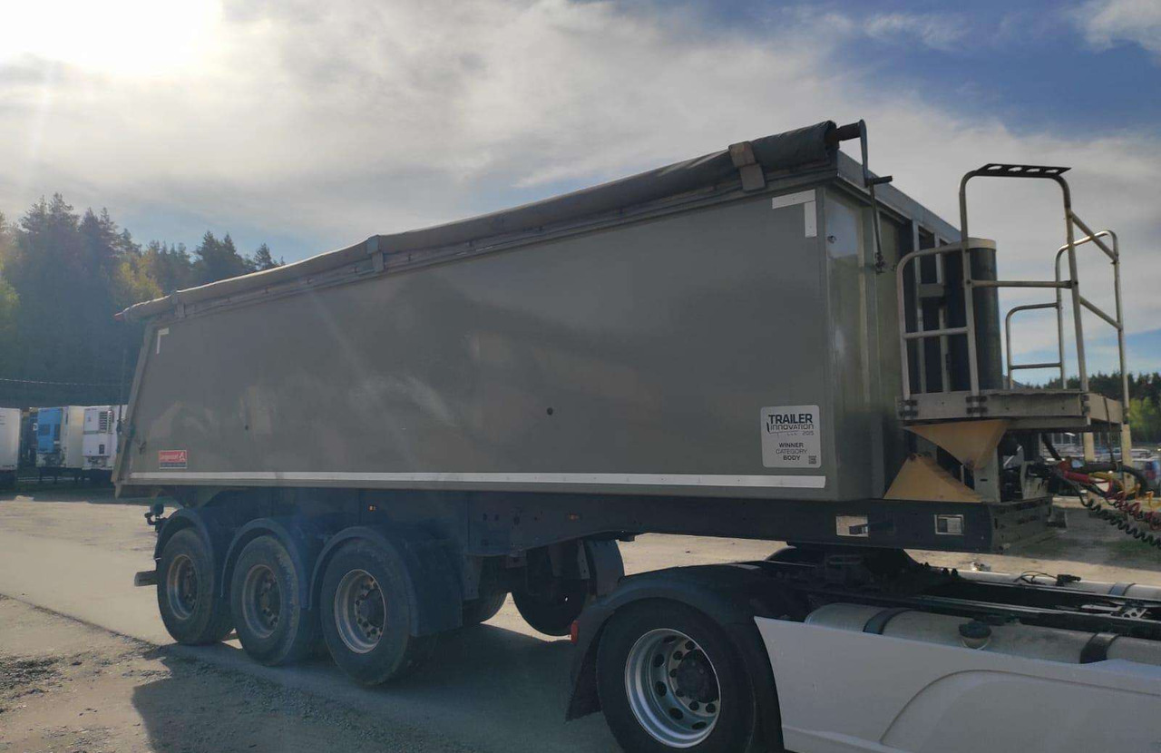 Langendorf SKA24/28 - Semi-trailer jungkit: gambar 3 Langendorf SKA24/28 - Semi-trailer jungkit: gambar 3