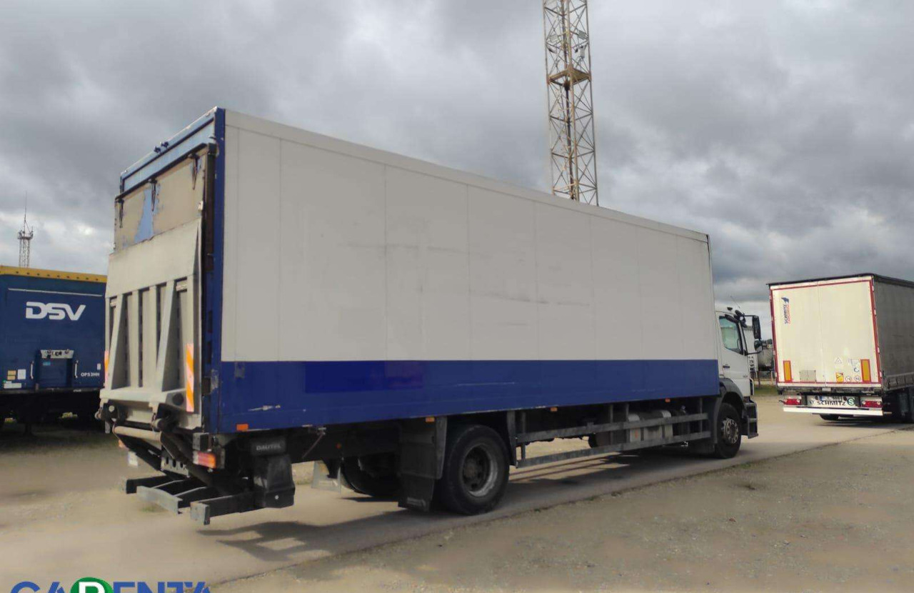 Mercedes-Benz 1824 - Truk berpendingin: gambar 4 Mercedes-Benz 1824 - Truk berpendingin: gambar 4
