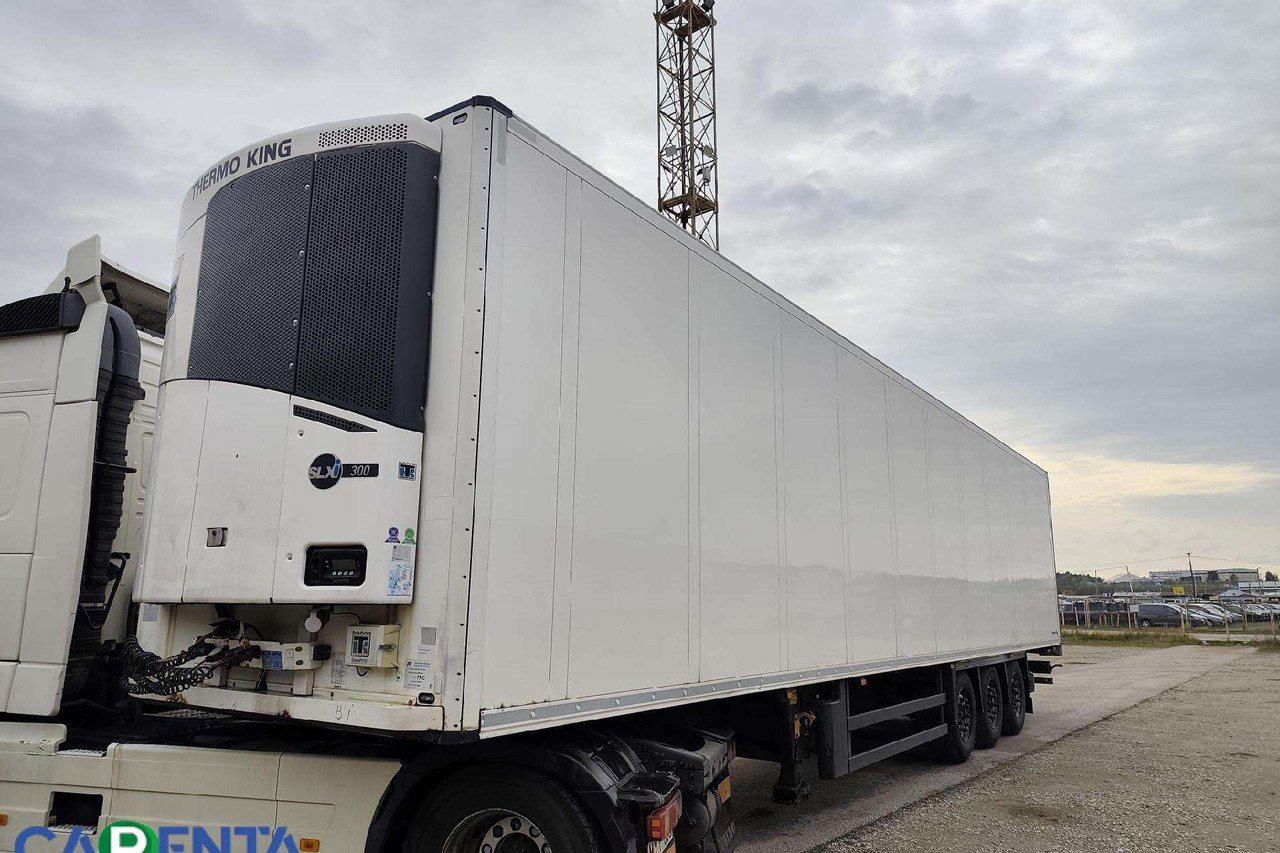 Schmitz SKO 24 FP45 - Semi-trailer berpendingin: gambar 1 Schmitz SKO 24 FP45 - Semi-trailer berpendingin: gambar 1