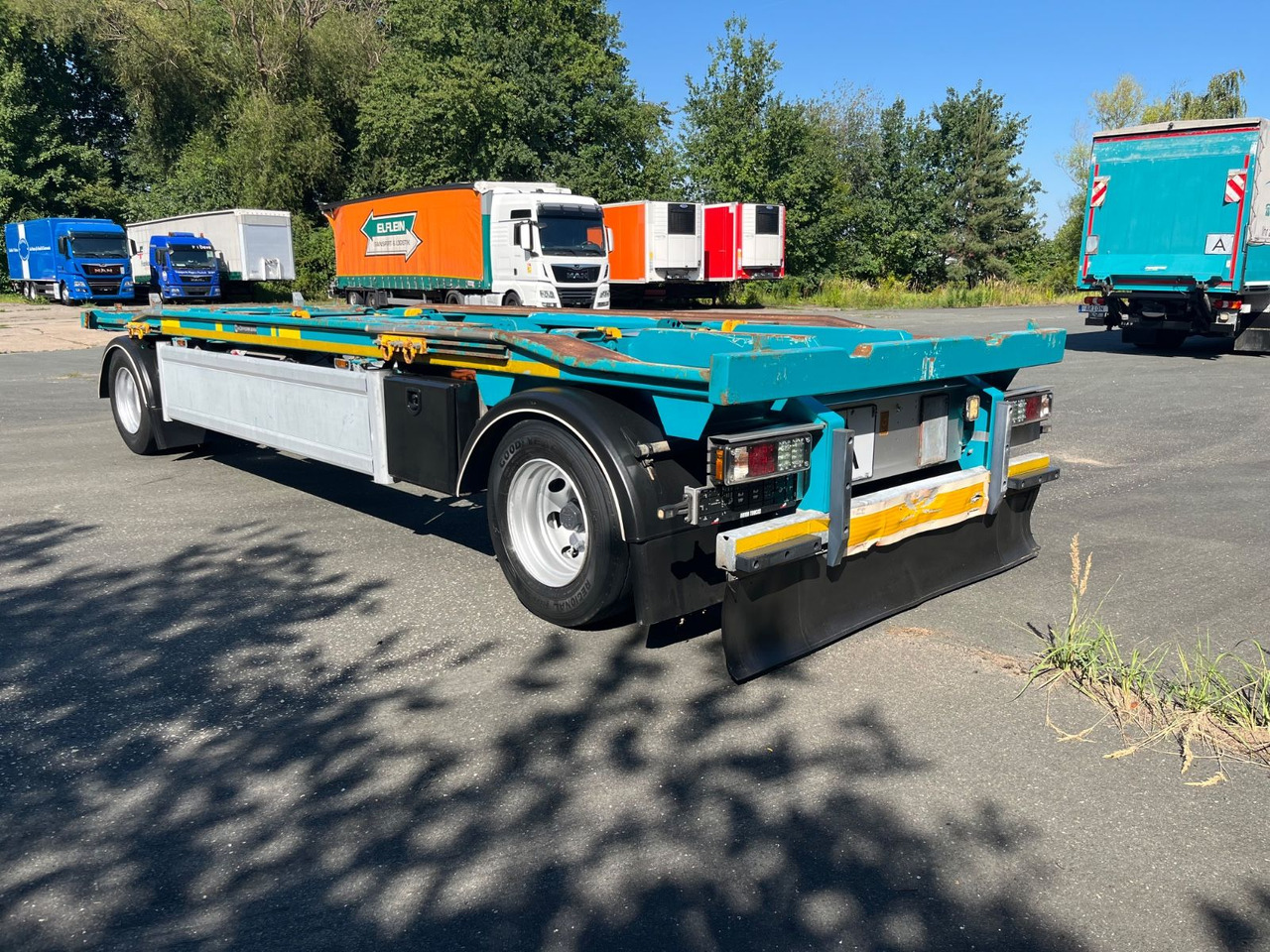 Hüffermann Flex-Carrier - Trailer lewati: gambar 3 Hüffermann Flex-Carrier - Trailer lewati: gambar 3