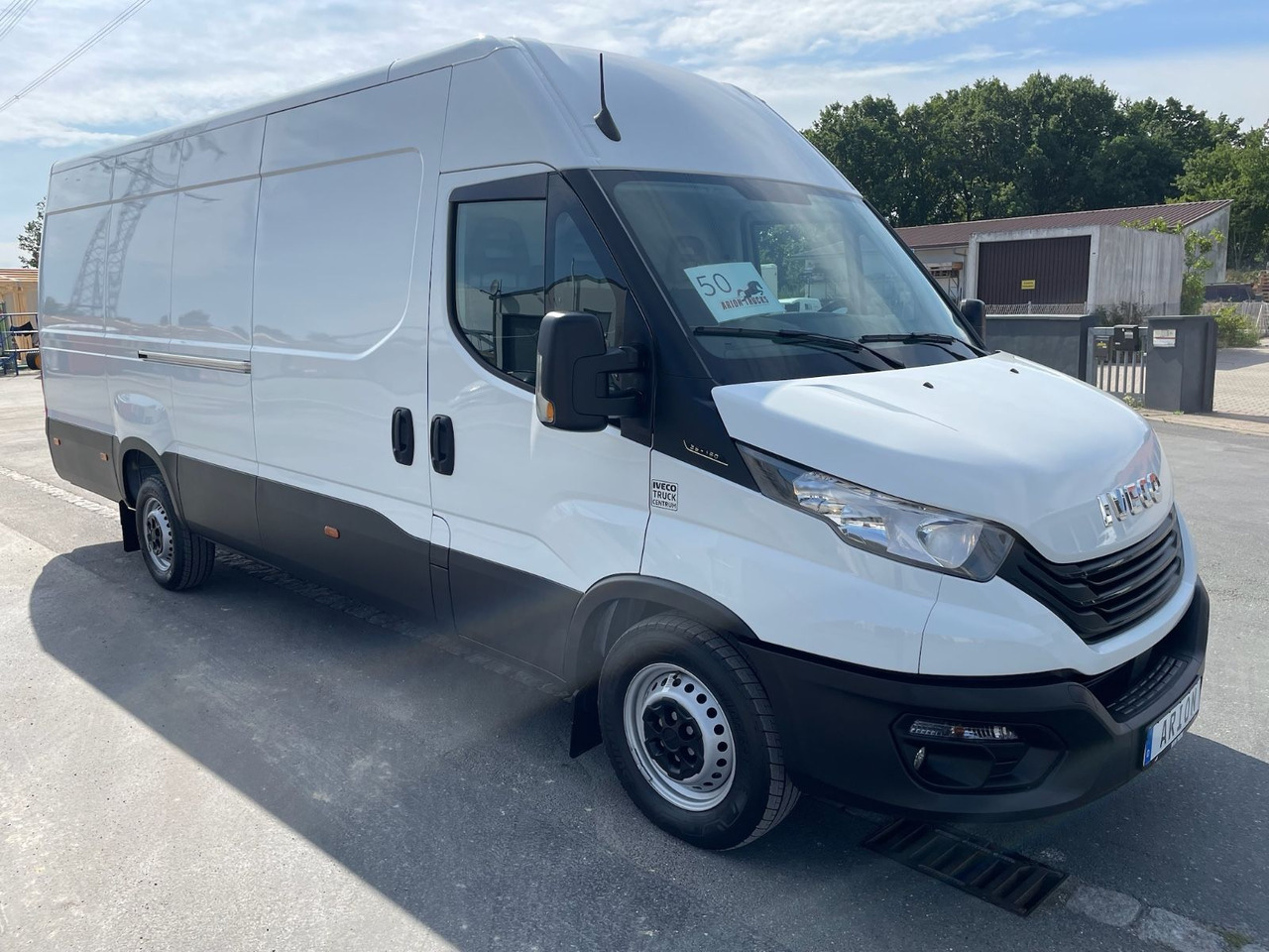 Iveco Daily 35S16 L4H2 Kastenwagen/GARANTIE/4680mm/AC - Van panel: gambar 1 Iveco Daily 35S16 L4H2 Kastenwagen/GARANTIE/4680mm/AC - Van panel: gambar 1