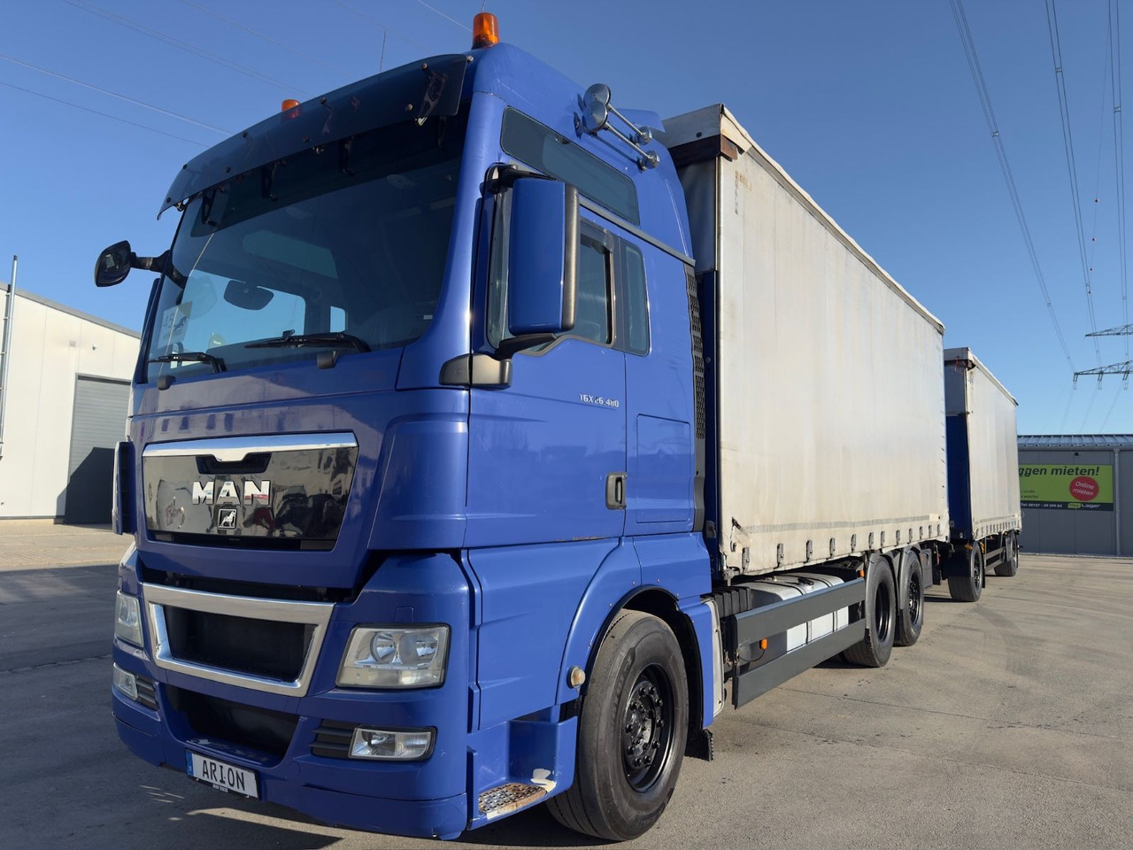 MAN TGX 26.480 6x2-2 LL/HU04.2026/SHZ/AC/2 BED - Truk dengan terpal samping: gambar 3 MAN TGX 26.480 6x2-2 LL/HU04.2026/SHZ/AC/2 BED - Truk dengan terpal samping: gambar 3