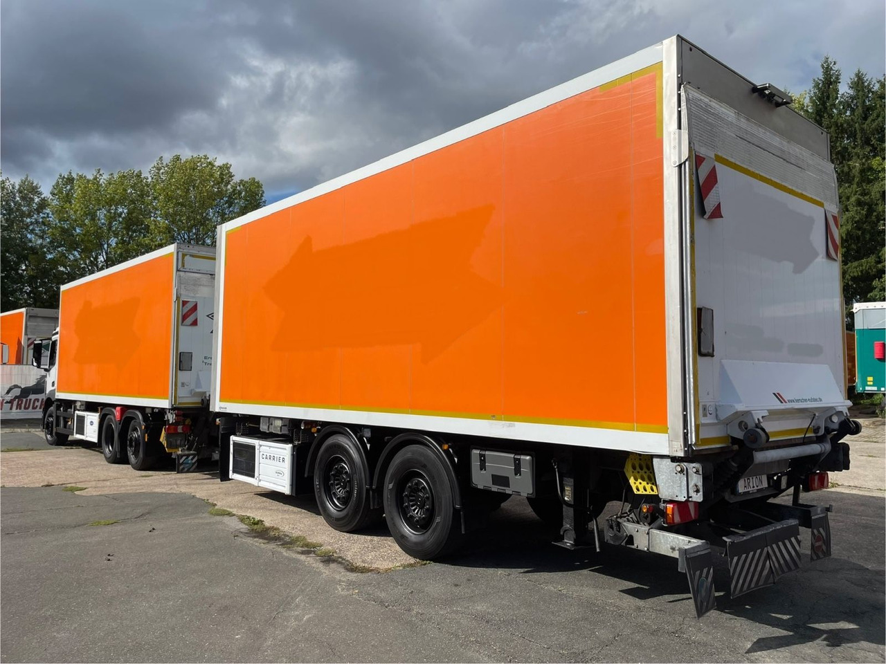 Mercedes-Benz Antos 2543 6x2 Kühlkoffer/CARRIER/KERSCHER/NLA - Truk berpendingin: gambar 4 Mercedes-Benz Antos 2543 6x2 Kühlkoffer/CARRIER/KERSCHER/NLA - Truk berpendingin: gambar 4